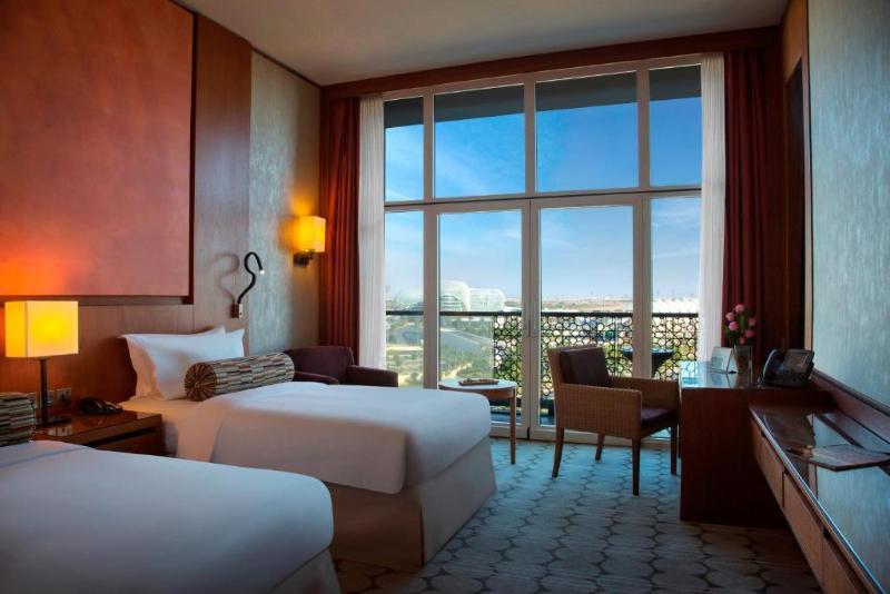 Yas By Experience Hub Inc Theme Parks Hotel 4*